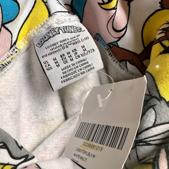 O-8 NWT Forever 21 Looney Tunes Logo Cropped Hoodie - Picture 3 of 3